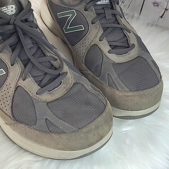 New Balance MW877GT Grey Suede Walking Shoes Sneakers Men’s Size 10.5 - Picture 15 of 17